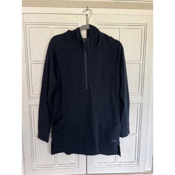 The North Face size large women’s black 1/4 zip pullover hoodie top - Picture 1 of 3